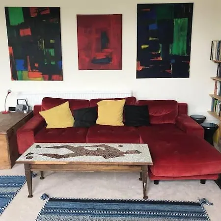 בית אירוח Private Office In Clifton With Free Parking